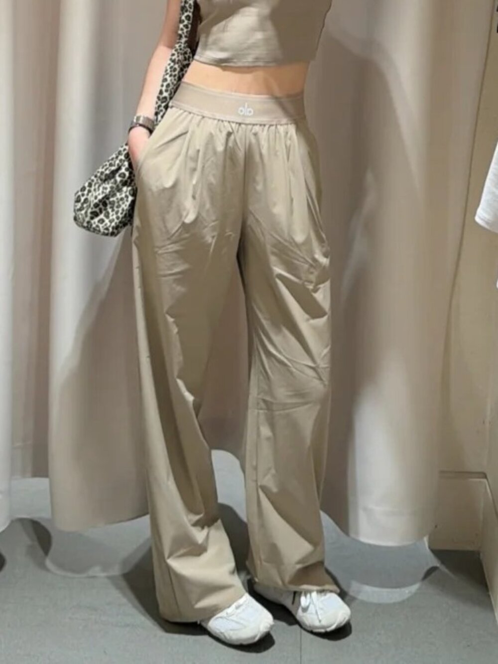Alo Yoga Gravel Straight Leg Trouser Regular 30"Inseam💟Easy Everyday Styling